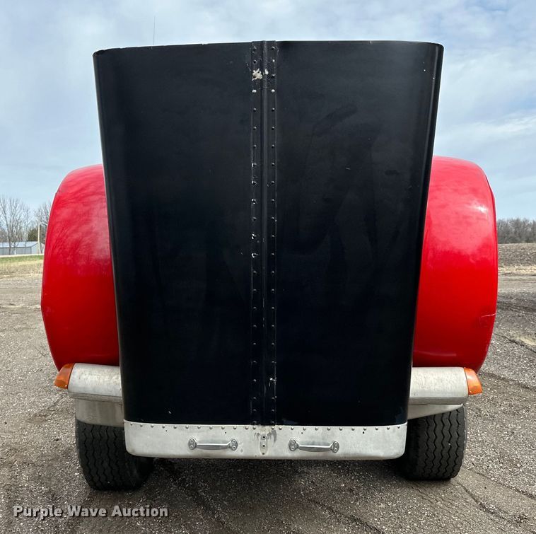 image for item LR9300 1990 Peterbilt  379 dump truck