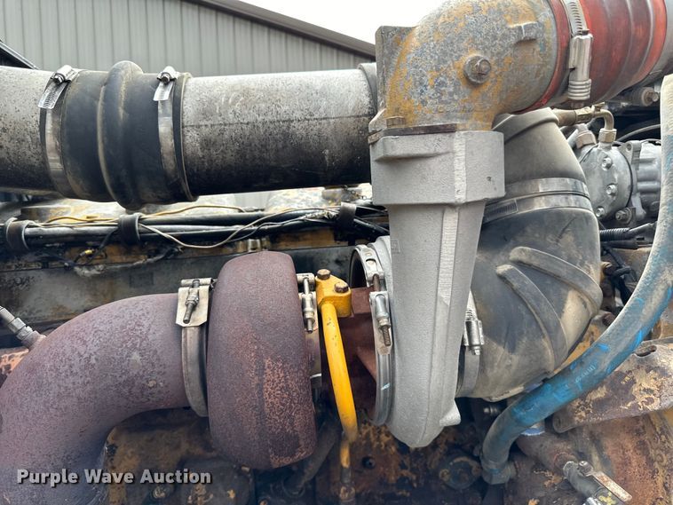 image for item LR9300 1990 Peterbilt  379 dump truck