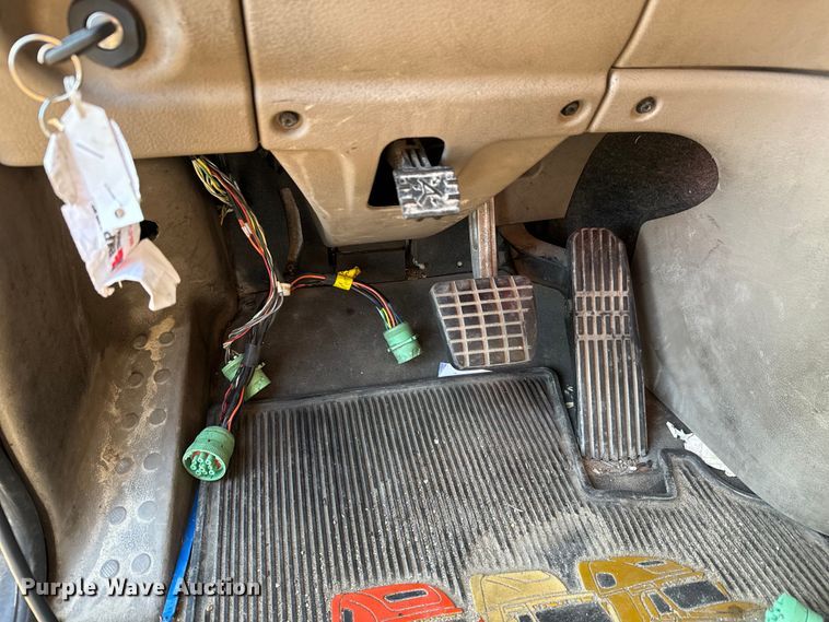 image for item NH9020 2018 Freightliner  Cascadia Evolution CA125SLP semi truck