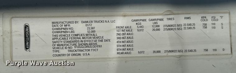 image for item NH9020 2018 Freightliner  Cascadia Evolution CA125SLP semi truck