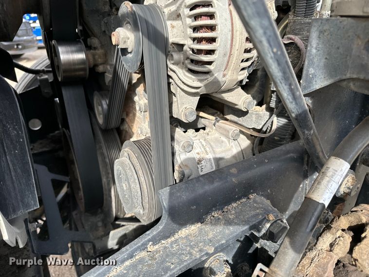 image for item NH9115 2016 Peterbilt 389 semi truck