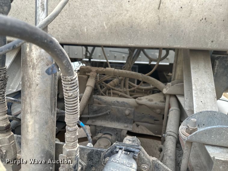 image for item NH9123 2012 Kenworth T800 semi truck