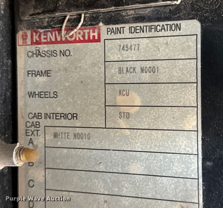 image for item NH9125 1997 Kenworth  T400 semi truck