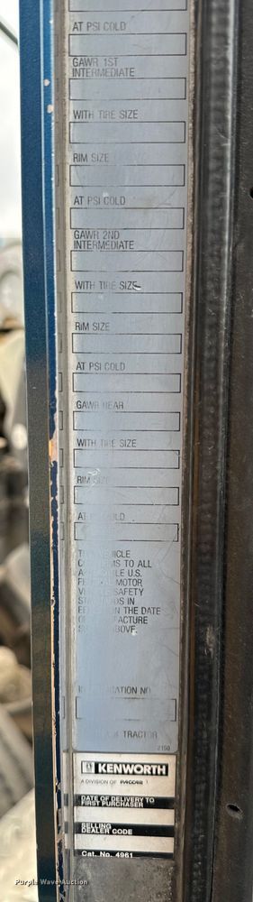 image for item NH9125 1997 Kenworth  T400 semi truck