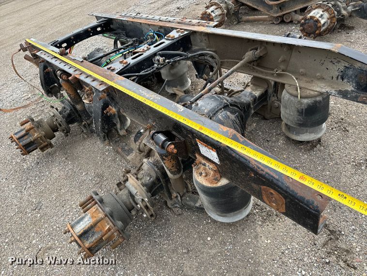 image for item NH9127 Rear axle assembly