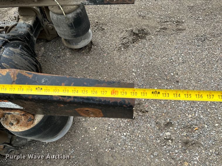 image for item NH9127 Rear axle assembly