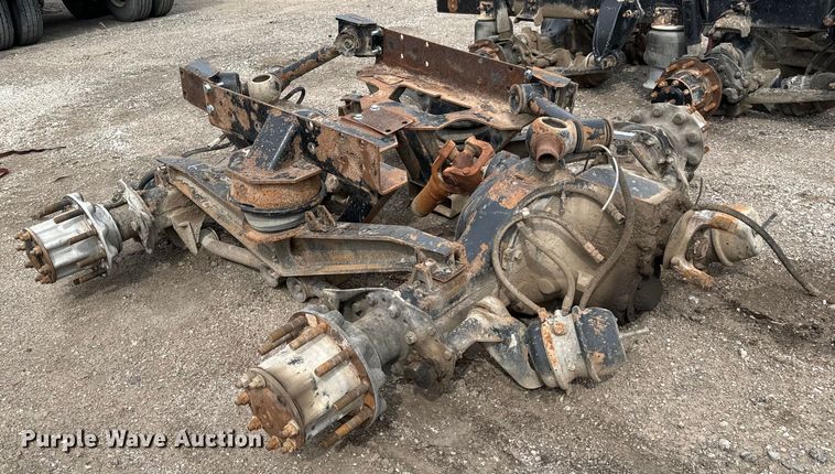 image for item NH9128 Rear axle assembly