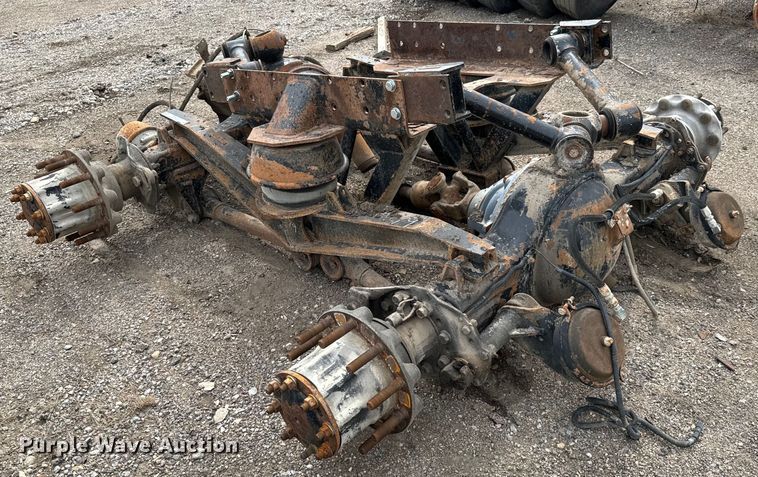 image for item NH9128 Rear axle assembly