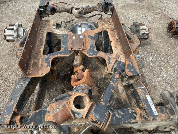 image for item NH9128 Rear axle assembly