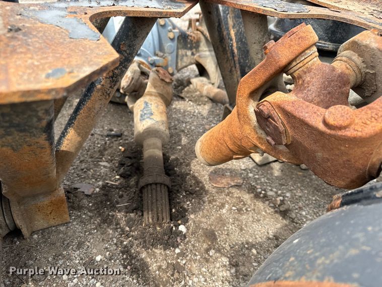 image for item NH9128 Rear axle assembly