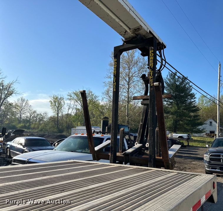 image for item NT9143 2006 IMT 16000 Series 3 truck crane