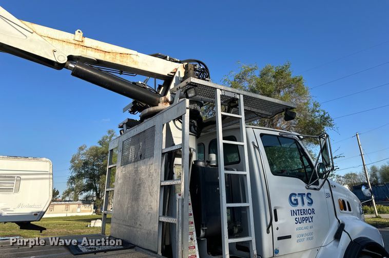 image for item NT9143 2006 IMT 16000 Series 3 truck crane