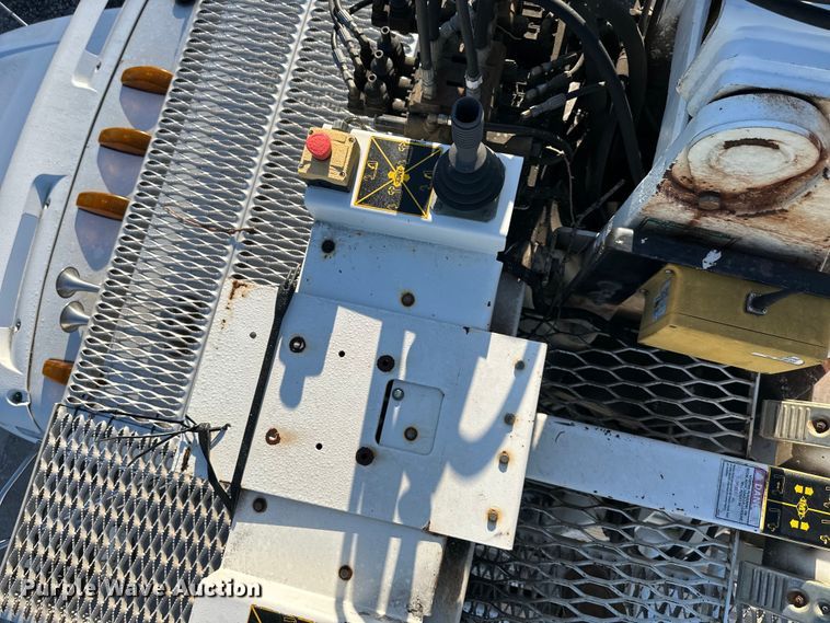 image for item NT9143 2006 IMT 16000 Series 3 truck crane