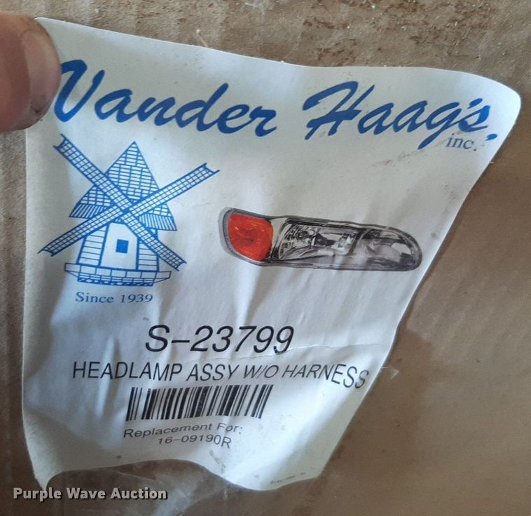 image for item NV9095 Peterbilt 387 hood