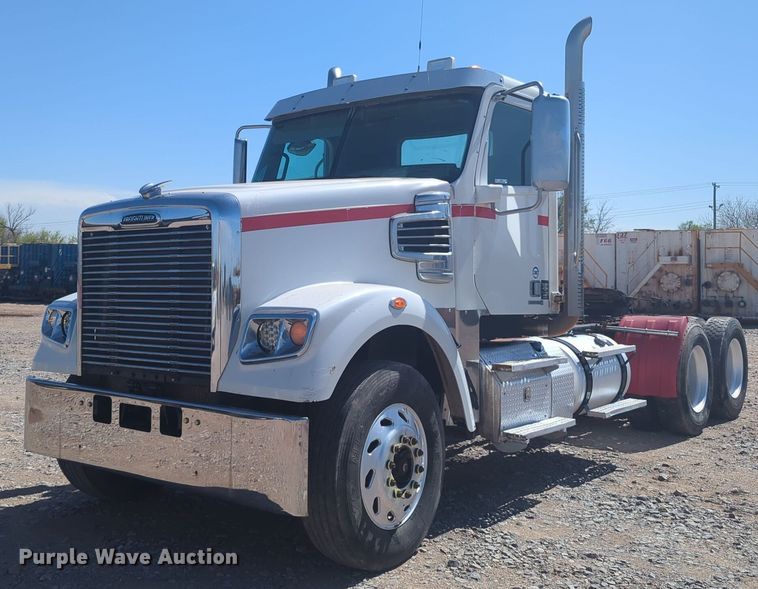 image for item NZ9429 2013 Freightliner  Coranado semi truck