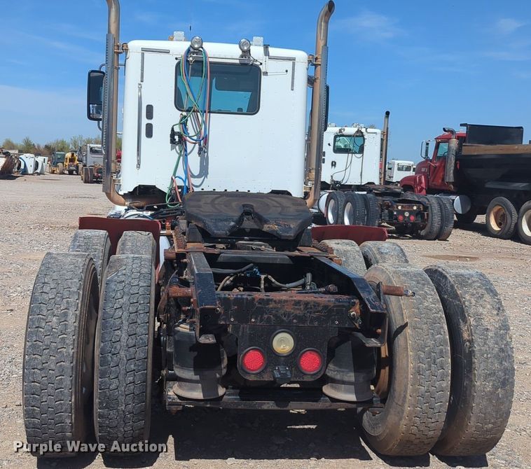 image for item NZ9429 2013 Freightliner  Coranado semi truck