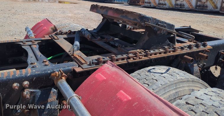 image for item NZ9429 2013 Freightliner  Coranado semi truck