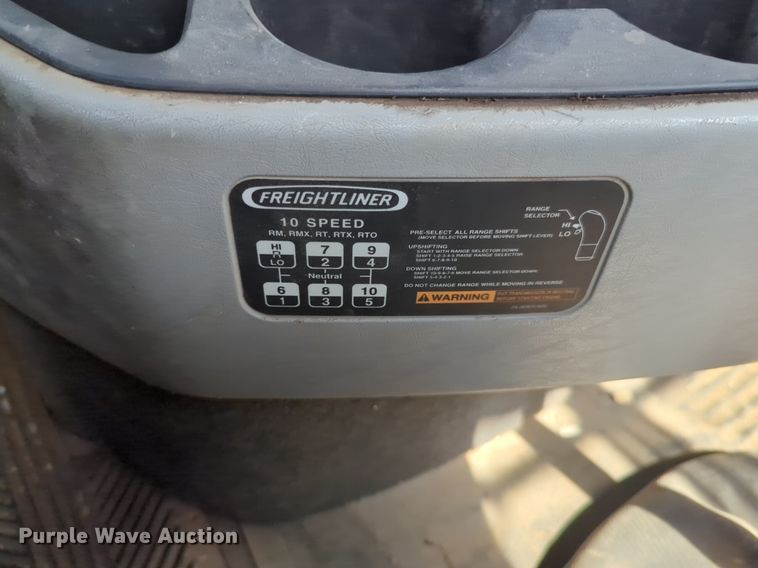 image for item NZ9429 2013 Freightliner  Coranado semi truck