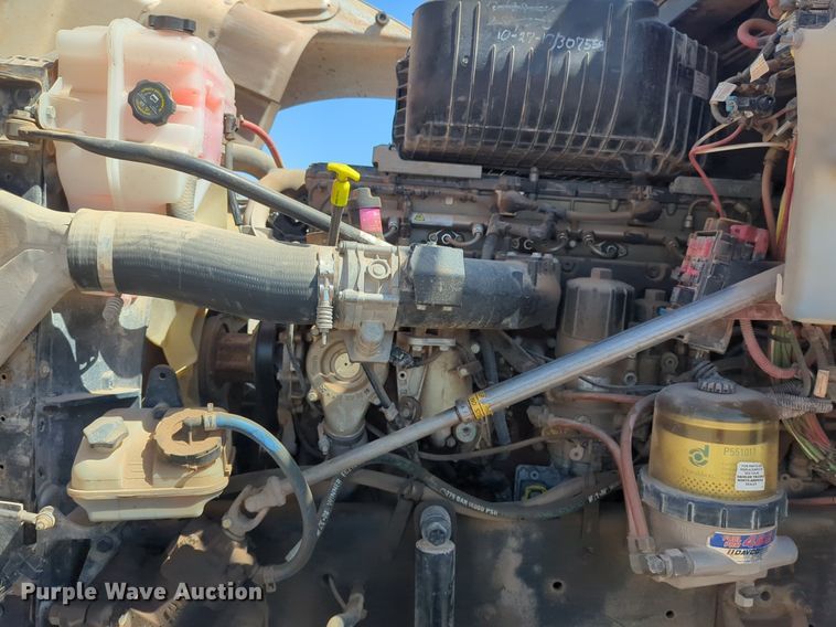 image for item NZ9429 2013 Freightliner  Coranado semi truck