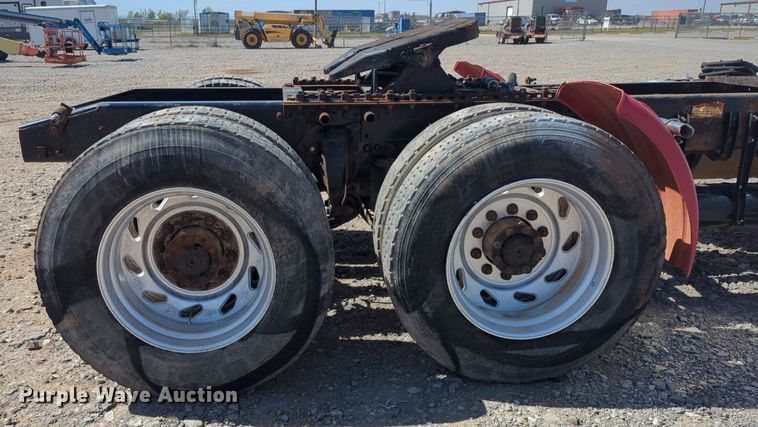 image for item NZ9429 2013 Freightliner  Coranado semi truck