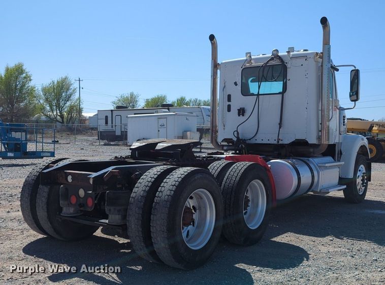 image for item NZ9430 2013 Freightliner Coronado semi truck
