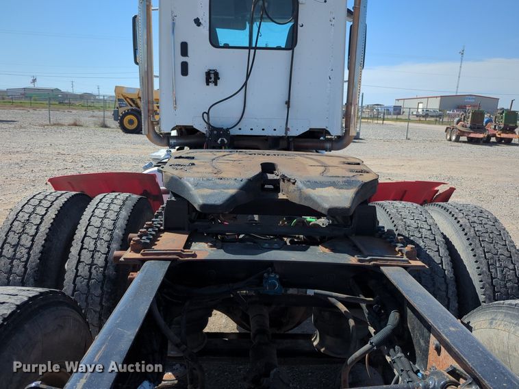 image for item NZ9430 2013 Freightliner Coronado semi truck