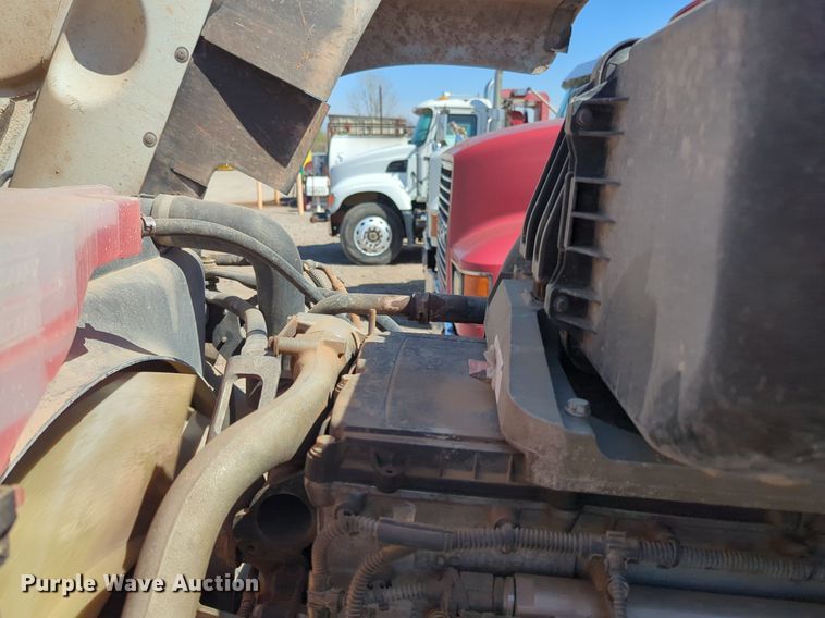 image for item NZ9430 2013 Freightliner Coronado semi truck