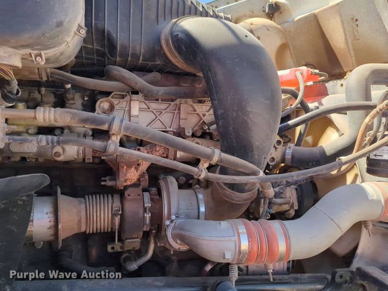 image for item NZ9430 2013 Freightliner Coronado semi truck