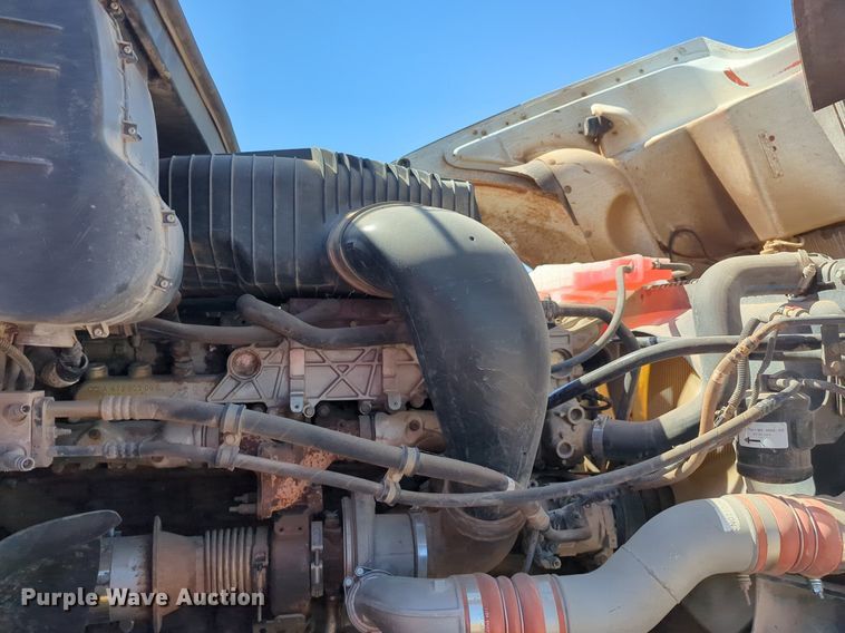 image for item NZ9430 2013 Freightliner Coronado semi truck