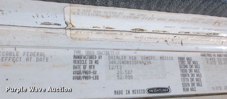 image for item NZ9430 2013 Freightliner Coronado semi truck