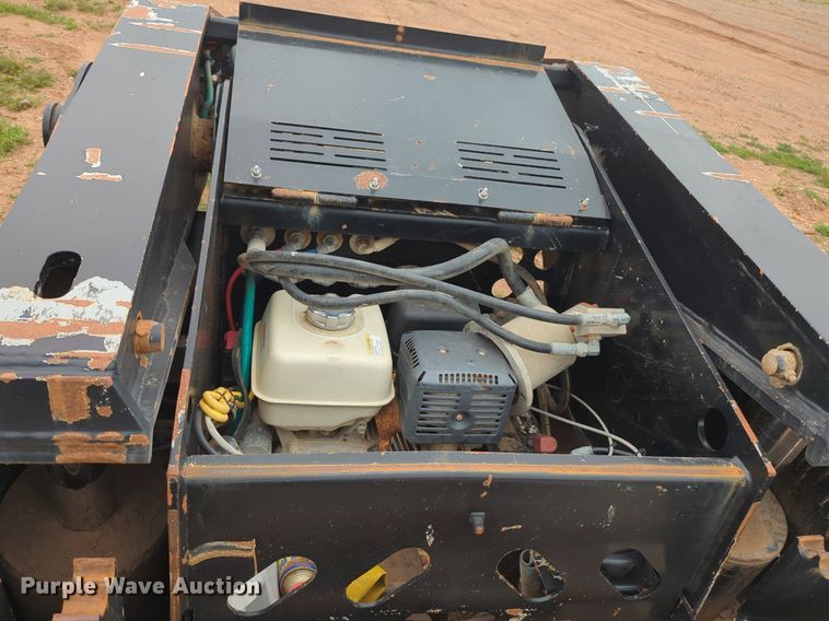 image for item NZ9568 2015 XL Specialized Trailers XL 110 HDG lowboy equipment trailer