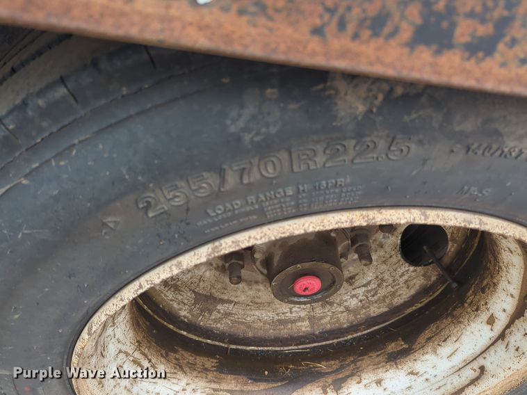 image for item NZ9568 2015 XL Specialized Trailers XL 110 HDG lowboy equipment trailer