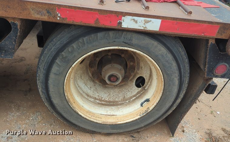 image for item NZ9568 2015 XL Specialized Trailers XL 110 HDG lowboy equipment trailer