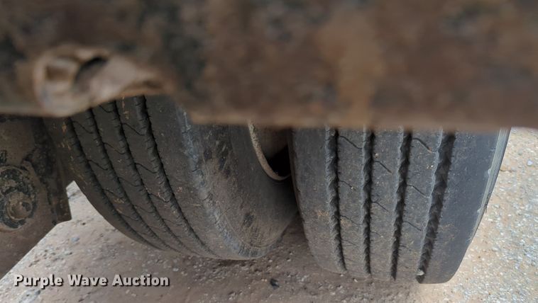 image for item NZ9568 2015 XL Specialized Trailers XL 110 HDG lowboy equipment trailer