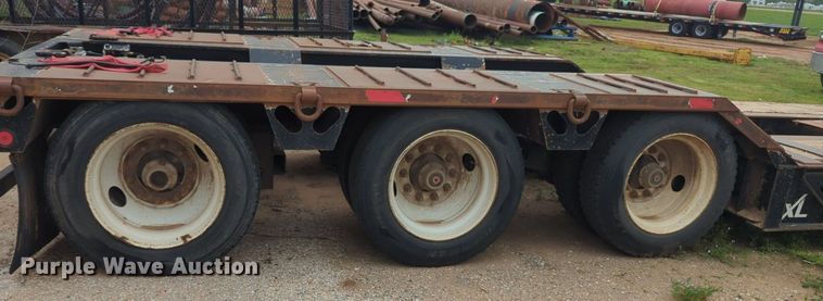 image for item NZ9568 2015 XL Specialized Trailers XL 110 HDG lowboy equipment trailer