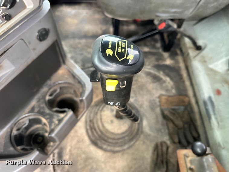 image for item OE9078 2012 Mack GU713 Granite vacuum truck