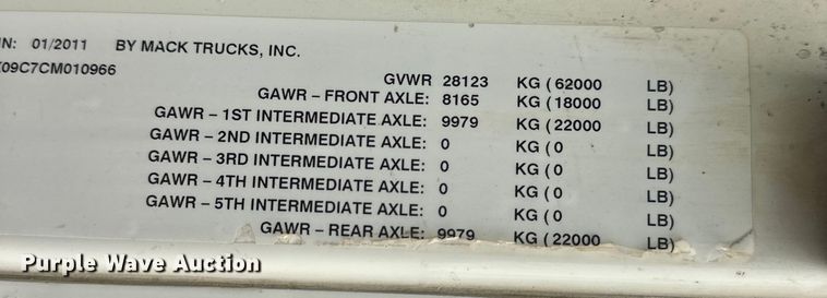 image for item OE9078 2012 Mack GU713 Granite vacuum truck