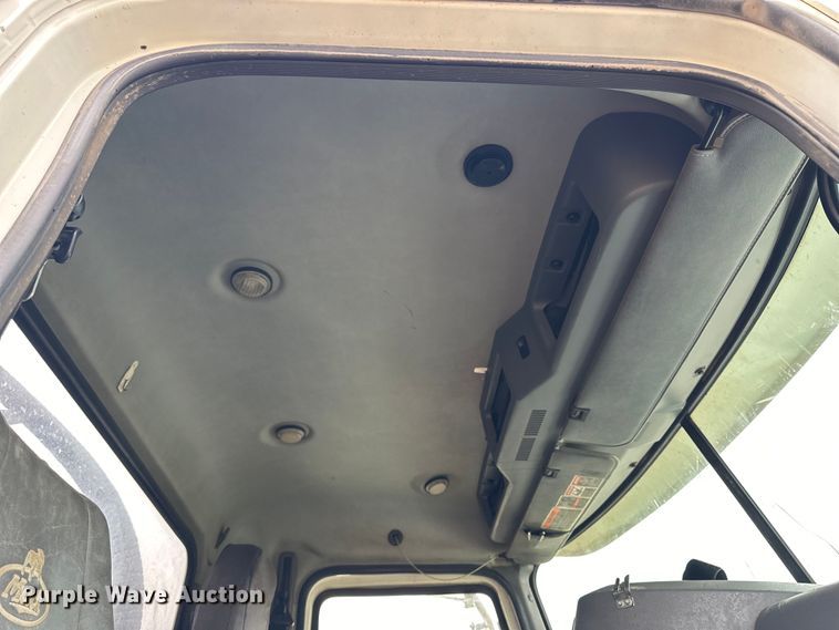 image for item OE9078 2012 Mack GU713 Granite vacuum truck