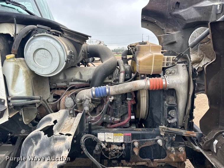 image for item OE9078 2012 Mack GU713 Granite vacuum truck