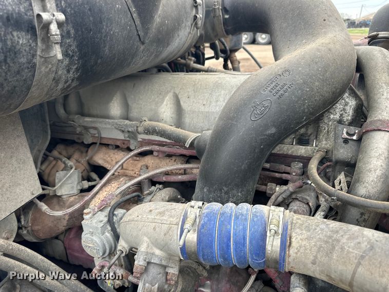 image for item OE9078 2012 Mack GU713 Granite vacuum truck