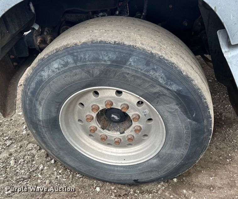 image for item OE9078 2012 Mack GU713 Granite vacuum truck