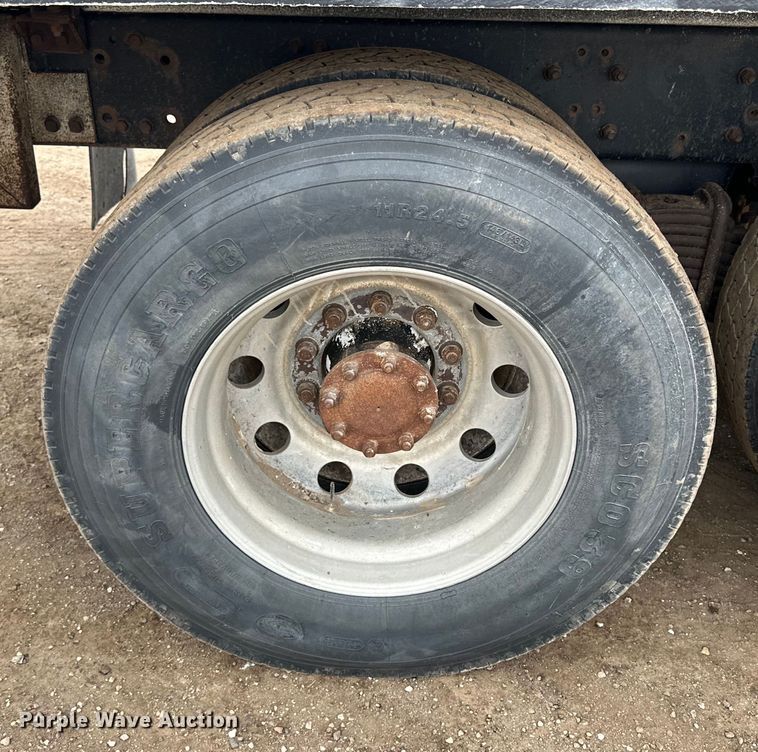 image for item OE9078 2012 Mack GU713 Granite vacuum truck