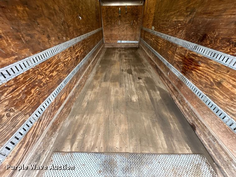 image for item OE9101 1998 International  4900 box truck