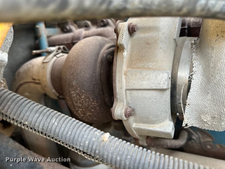 image for item OE9101 1998 International  4900 box truck