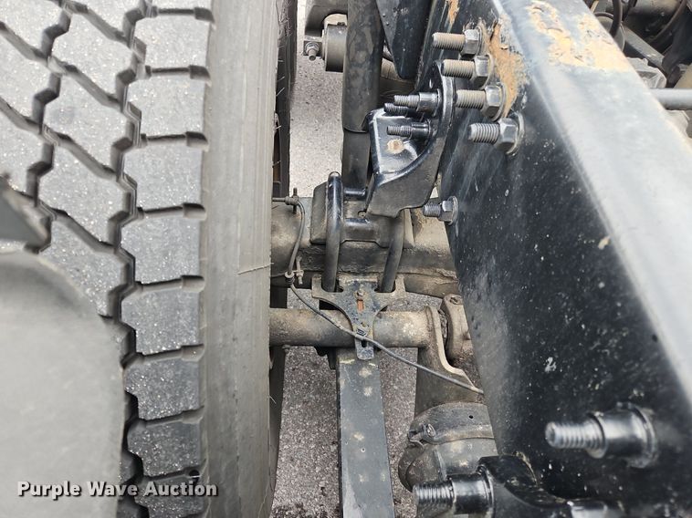 image for item OK9859 2017 Freightliner  Cascadia 113 semi truck