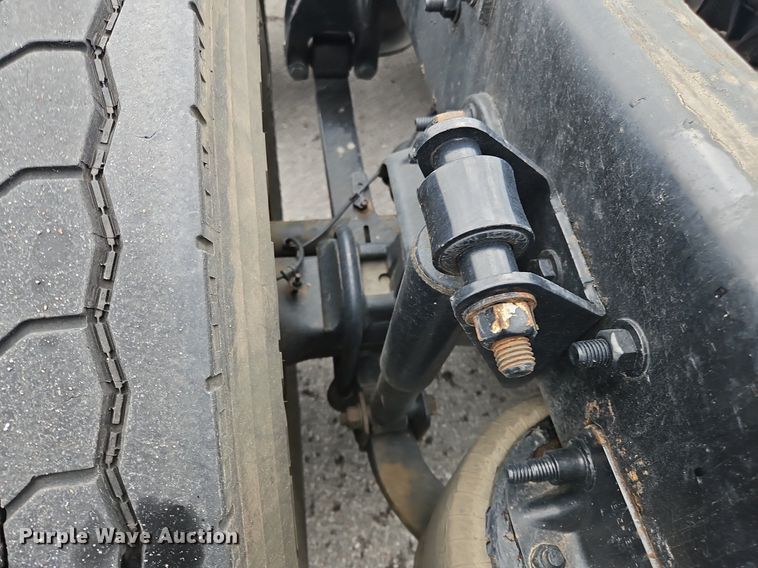 image for item OK9859 2017 Freightliner  Cascadia 113 semi truck