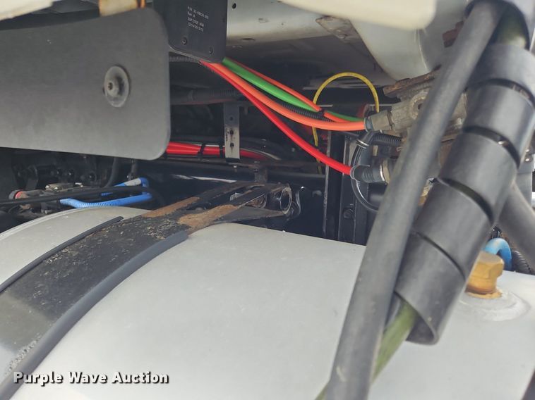 image for item OK9859 2017 Freightliner  Cascadia 113 semi truck