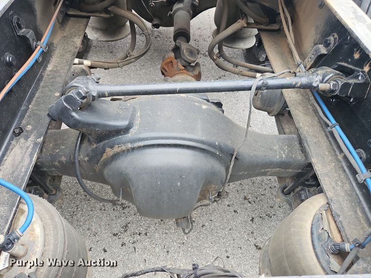 image for item OK9860 2019 Freightliner  Cascadia  semi truck