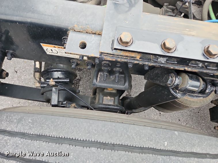 image for item OK9860 2019 Freightliner  Cascadia  semi truck