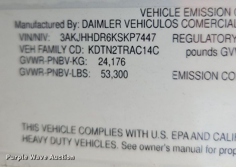 image for item OK9860 2019 Freightliner  Cascadia  semi truck